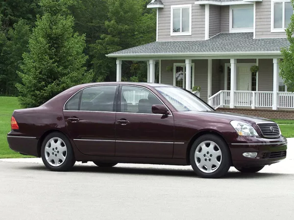 Dịch vụ thay Kính chắn gió xe Lexus LS 430 tận nơi